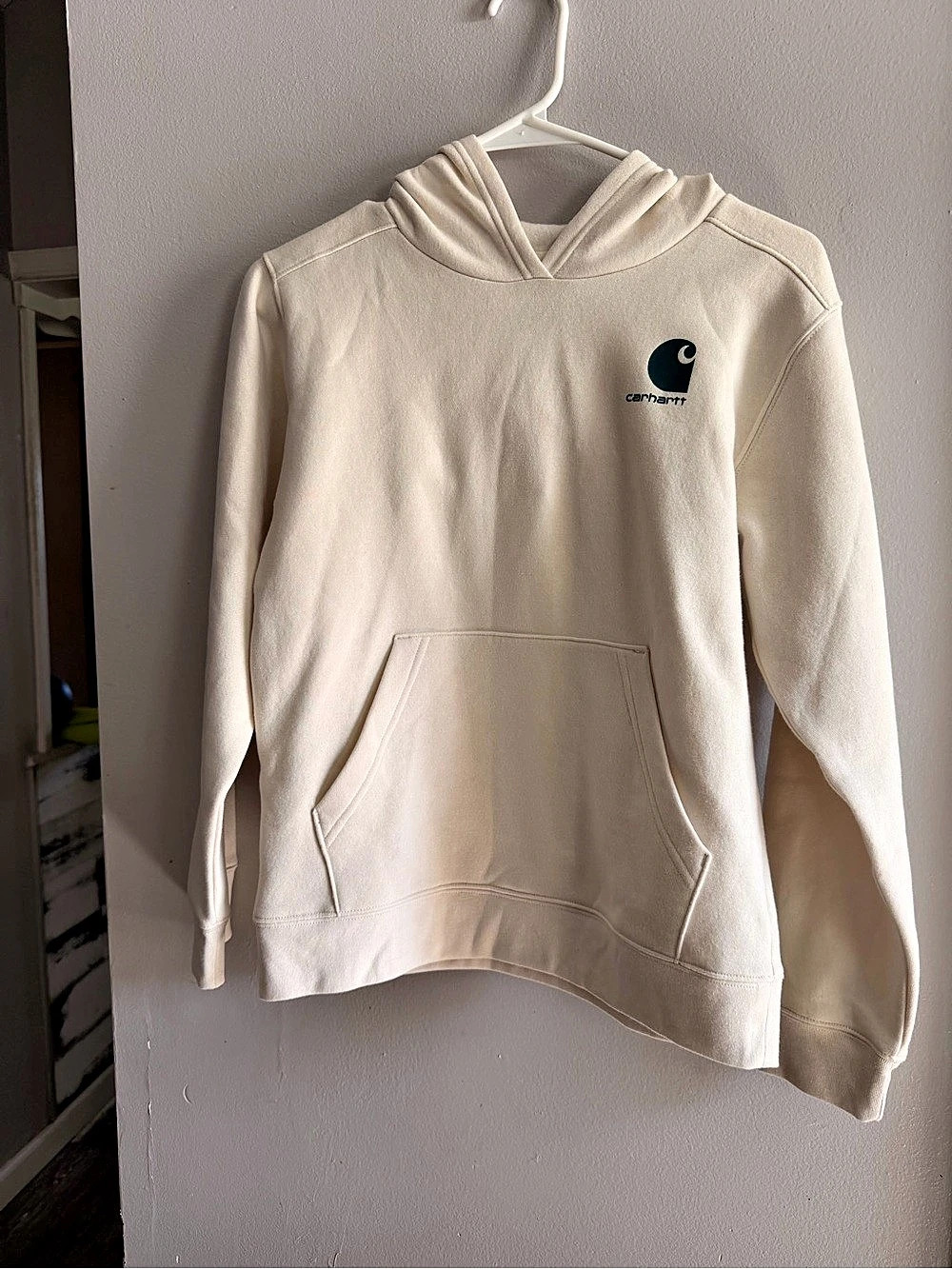 Carhartt Hoodie in cream Medium new youth